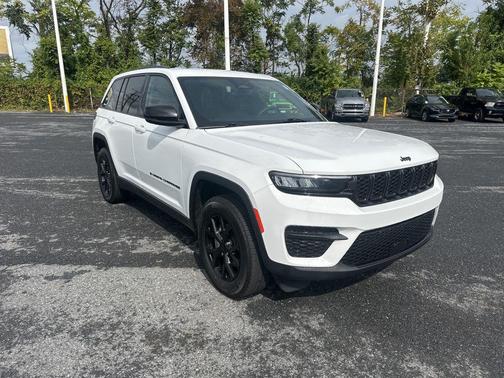 2024 Jeep Grand Cherokee Altitude