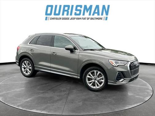 2024 Audi Q3 Premium 45 TFSI S line quattro Tiptronic