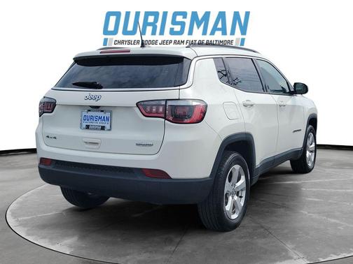 White Clearcoat 2019 Jeep Compass Latitude