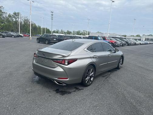 2019 Lexus ES 350 F Sport