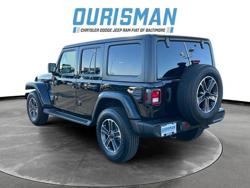 2023 Jeep Wrangler 4-Door Sahara 4x4