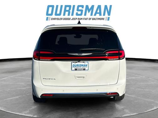 2026 Chrysler Pacifica L