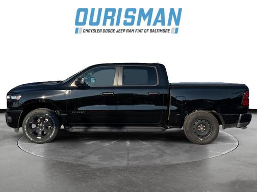 Diamond Black Crystal Pearlcoat 2026 RAM 1500 Express