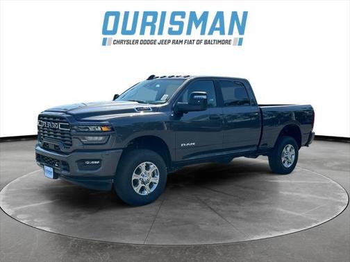 2025 RAM 2500 Big Horn Crew Cab 4x4 6'4' Box