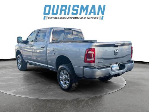 Billet Silver Metallic Clearcoat 2024 RAM 2500 Laramie Crew Cab 4x4 6'4' Box
