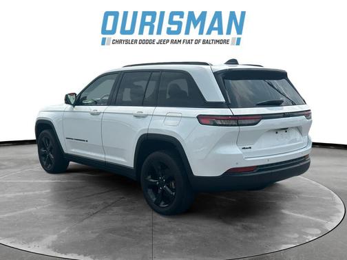 2022 Jeep Grand Cherokee Altitude