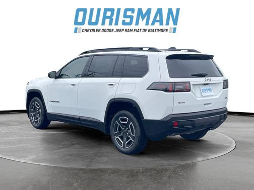 Bright White Clearcoat 2026 Jeep Cherokee Laredo