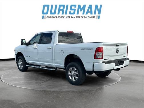 2024 RAM 2500 Big Horn Crew Cab 4x4 6'4' Box