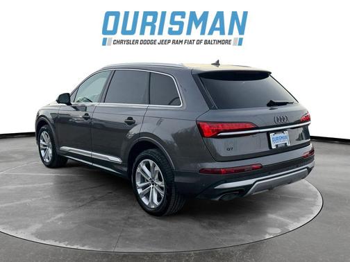 2025 Audi Q7 55 Premium Plus