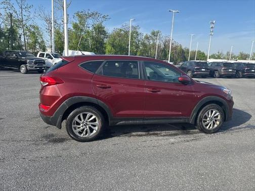 2018 Hyundai TUCSON SE