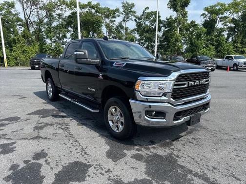 2023 RAM 2500 Big Horn Crew Cab 4x4 6'4' Box