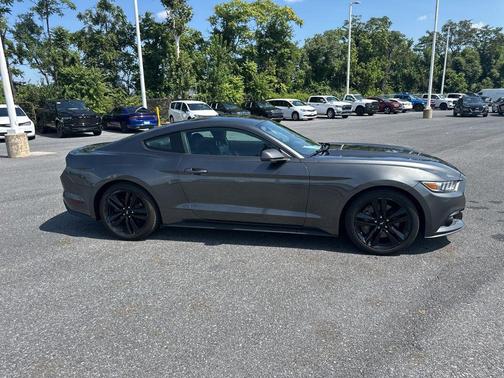 2016 Ford Mustang EcoBoost Premium