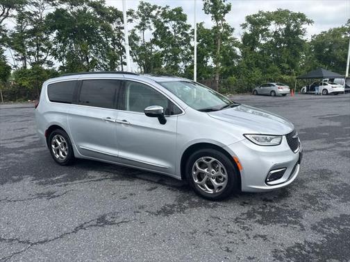 2023 Chrysler Pacifica Limited
