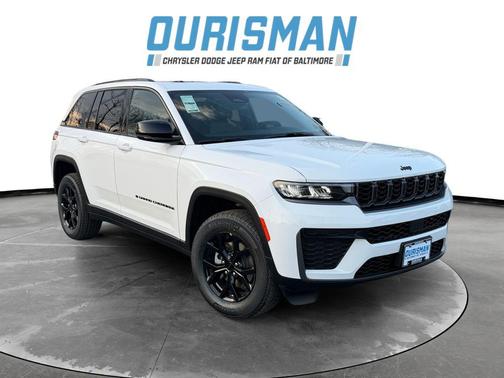 Bright White Clearcoat 2026 Jeep Grand Cherokee Altitude