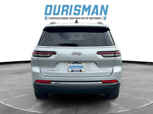 2023 Jeep Grand Cherokee L Laredo