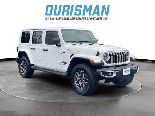 Bright White Clearcoat 2025 Jeep Wrangler 4-Door Sahara 4x4