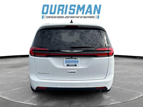 2026 Chrysler Pacifica L