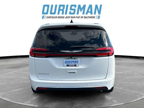 2026 Chrysler Pacifica L