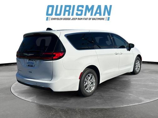 2026 Chrysler Pacifica L