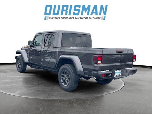 2026 Jeep Gladiator Sport S