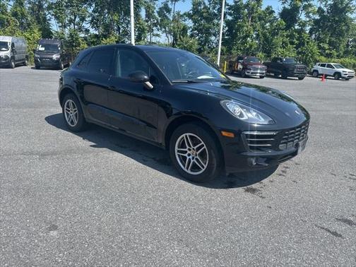 2018 Porsche Macan Base
