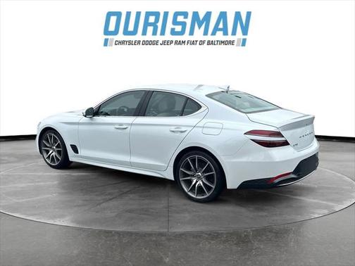 2023 Genesis G70 2.0T RWD