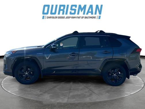 2020 Toyota RAV4 Hybrid SE