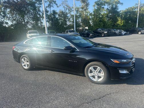 2022 Chevrolet Malibu FWD LT