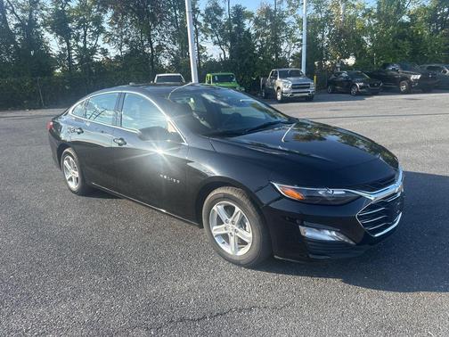 2022 Chevrolet Malibu FWD LT