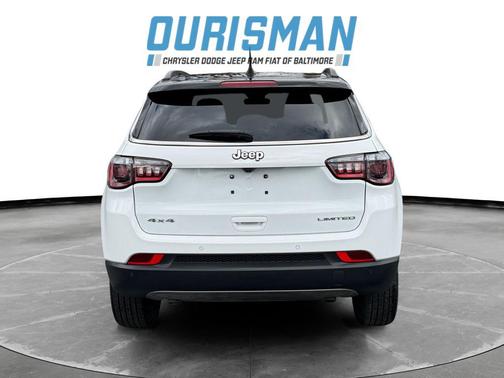 Bright White Clearcoat 2024 Jeep Compass Limited