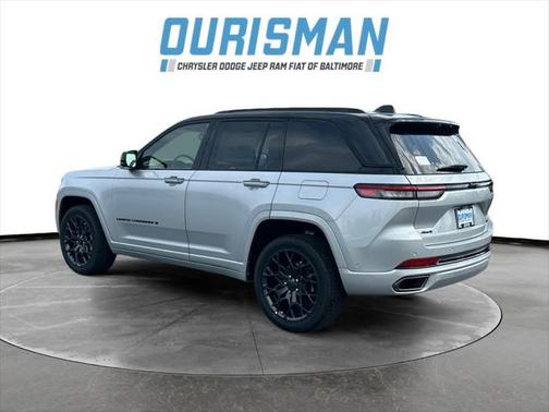 2025 Jeep Grand Cherokee Summit