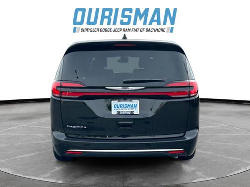 2026 Chrysler Pacifica L