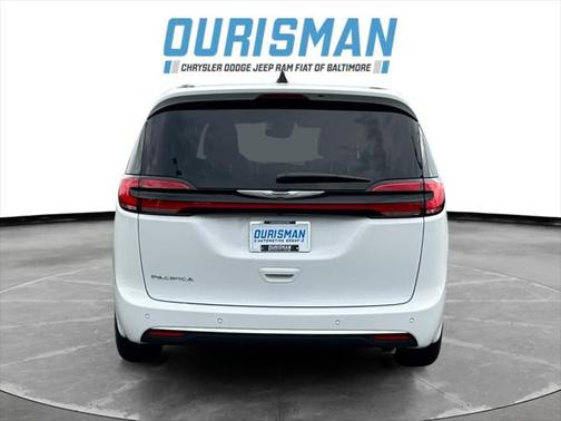 2025 Chrysler Pacifica L