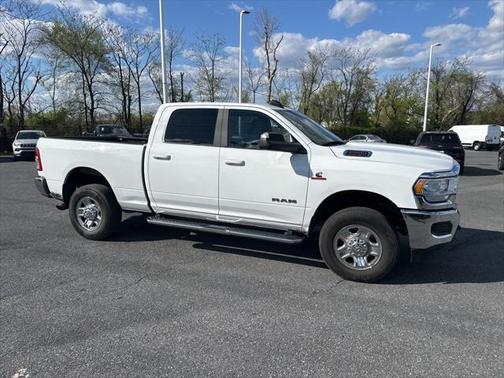 2022 RAM 2500 Big Horn Crew Cab 4x4 6'4' Box