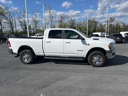 2022 RAM 2500 Big Horn Crew Cab 4x4 6'4' Box