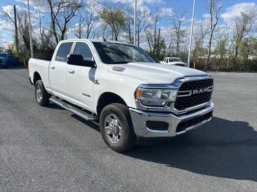 2022 RAM 2500 Big Horn Crew Cab 4x4 6'4' Box