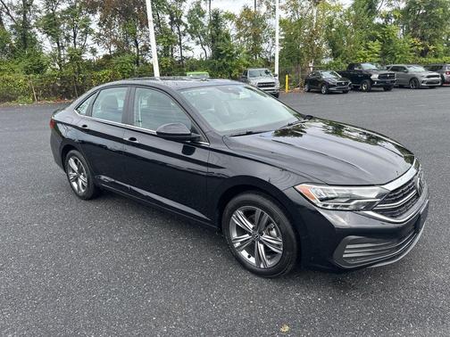 2022 Volkswagen Jetta 1.5T SE