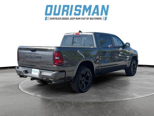 Granite Crystal Metallic Clearcoat 2026 RAM 1500 Big Horn/Lone Star