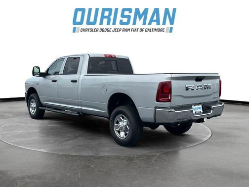 2025 RAM 2500 Tradesman Crew Cab 4x4 8' Box
