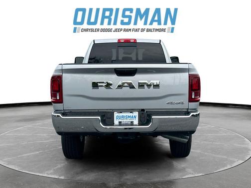 2025 RAM 2500 Tradesman Crew Cab 4x4 8' Box