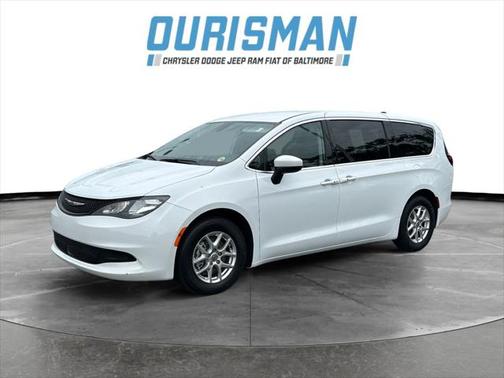 2023 Chrysler Voyager LX