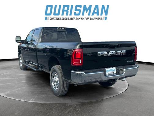 2026 RAM 3500 Tradesman Crew Cab 4x4 8' Box