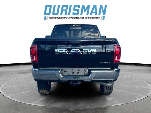 2025 RAM 2500 Tradesman Crew Cab 4x4 8' Box