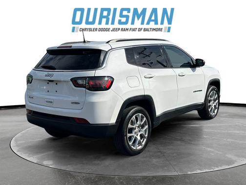 2022 Jeep Compass Latitude Lux