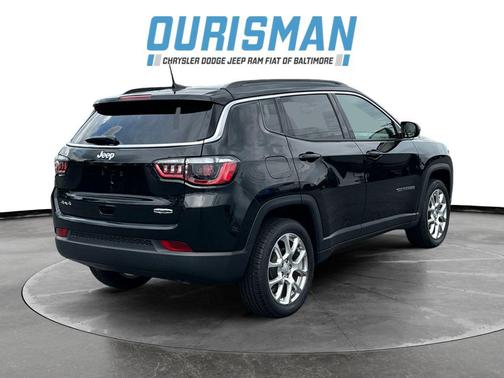 2023 Jeep Compass Latitude Lux