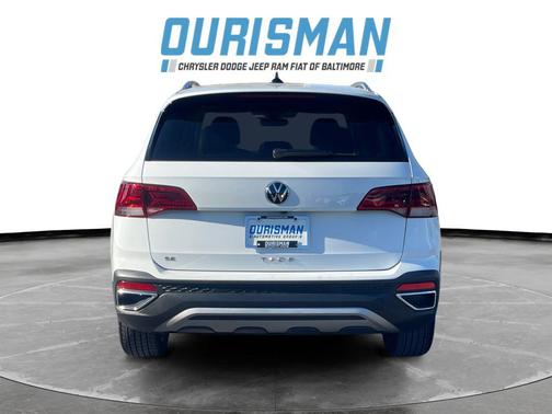 2024 Volkswagen Taos 1.5T SE