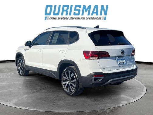 2024 Volkswagen Taos 1.5T SE