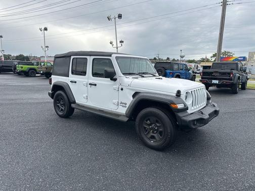 2020 Jeep Wrangler Unlimited Sport