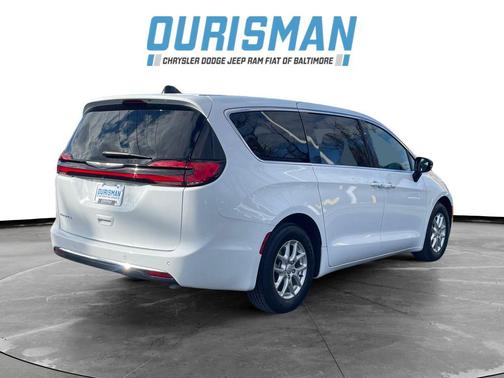 2025 Chrysler Pacifica L