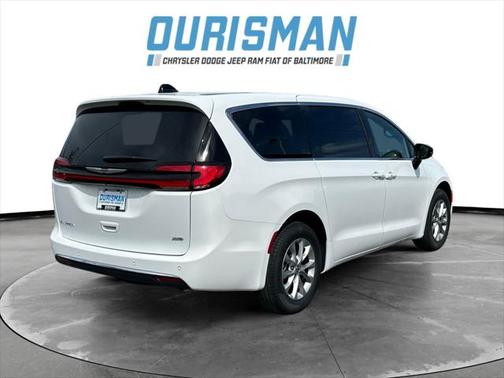 2025 Chrysler Pacifica L